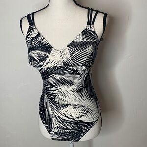 Coastal Blue Black White one Piece Swimsuit Sz Medium 8/10